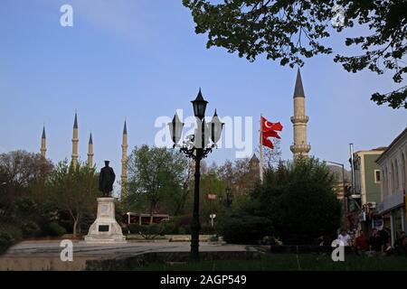 Die Üç Şerefeli Moschee ist ein aus dem 15. Jahrhundert osmanischen Moschee in Edirne, Türkei. Stockfoto