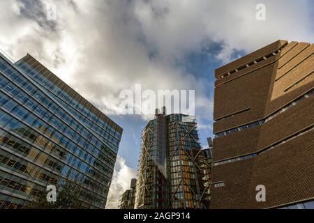 London, Großbritannien - 12 08 2019: Tate Modern Museum in London an einem Wintertag. Stockfoto