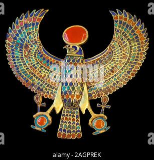 Pektorale Juwel, Gold Falcon, Schatz des Tutanchamun, Museum ägyptischer Altertümer, Kairo, Ägypten, Afrika. Stockfoto