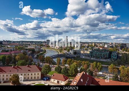 Die Luftaufnahme der Stadt Vilnius von Schloss Gediminas Turm, Vilnius, Litauen Stockfoto