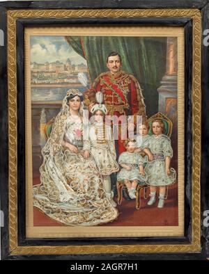 Kaiser Karl I. von Österreich (1887-1922), der zusammen mit seiner Frau Zita, Kronprinz Otto und die drei anderen Kinder. Museum: private Sammlung. Autor: anonym. Stockfoto