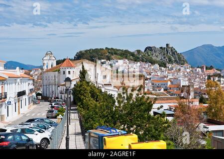 Gaucin. Pueblos Blancos (weiße Dörfer). Castillo del Aguila (Eagle's Castle) auf einem Hügel. Provinz Málaga, Andalusien, Südspanien Stockfoto