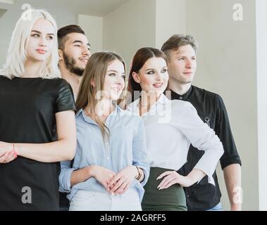 Erfolgreiche Geschäft Leute zusammen stehen und Ihre Zukunft Stockfoto