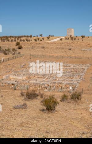 Casa de los Plintos y Atalaya islamica, Uxama, Alto del Castro, Villa de origen celtíbero que Daten de hace más de 2.000 años, Soria, Comunidad Autónoma de Castilla, Spanien, Europa. Stockfoto