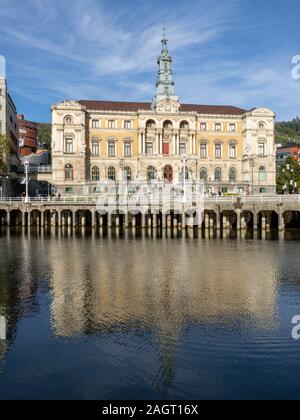 Ayuntamiento de Bilbao, plaza Ernesto Erkoreka, Bilbao, Pais Vasco, Spanien. Stockfoto