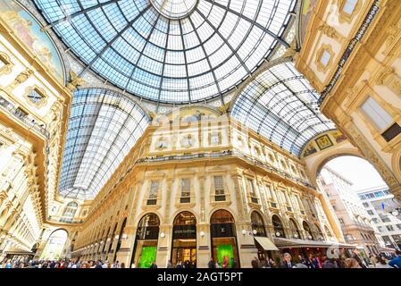 Galleria Vittorio Emanuele II., einer der weltweit ältesten Einkaufszentren Stockfoto