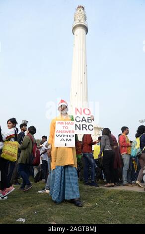 Kolkata, Indien. 21 Dez, 2019. Studenten verschiedener Universitäten halten Poster und Shout Slogan, der bei einer Kundgebung gegen Bürger Amendment Act 2019 zu protestieren. (Foto von Ved Prakash/Pacific Press) Quelle: Pacific Press Agency/Alamy leben Nachrichten Stockfoto