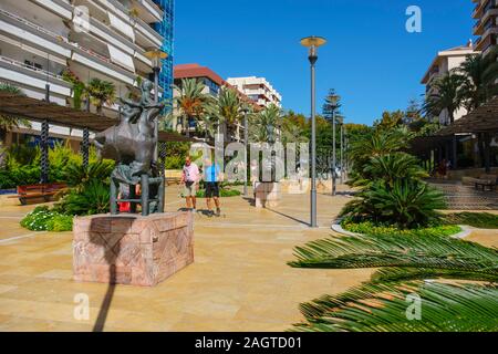 Dali moderne Kunst Skulptur, Avenida del Mar Marbella. Provinz Malaga an der Costa del Sol. Andalusien Süd Spanien, Europa Stockfoto