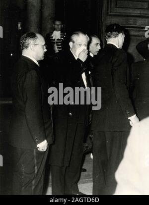 Der britische Premierminister Harold Macmillan bei einem Empfang in Palazzo Barberini, Rom, Italien 1960 Stockfoto