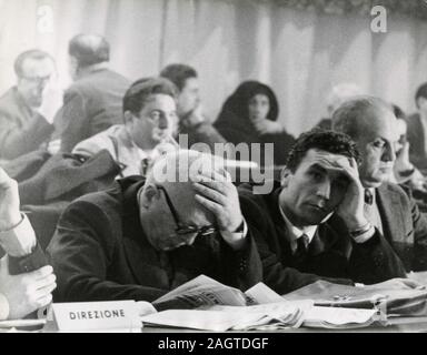 Italienische Politiker der PSI-sozialistische Partei Pietro Nenni und Aldo Venturini auf einem Kongress in Rom, Italien 1960 Stockfoto