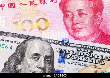 Hundert Dollar und Yuan close-up Stockfoto