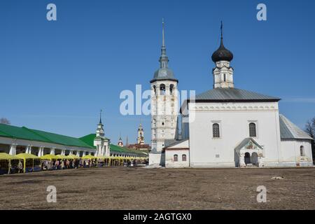 Frühling in Susdal. Susdal ist eine der Städte des Goldenen Ring von Russland. Stockfoto