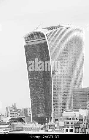 August 21, 2019 - London, Vereinigtes Königreich. Die Walkie Talkie Gebäude ist eines der größten und spektakulärsten Gebäude in London. Stockfoto