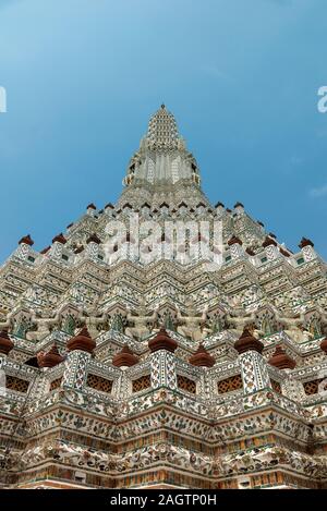 Asien, Thailand, Bangkok, Wat Arun buddhistischen Tempel in der Nähe von Fluss Chao Phraya Stockfoto