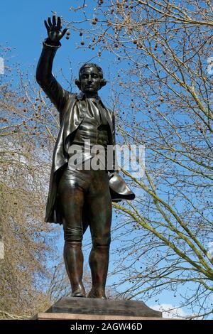 1894 Bronzestatue von Edmund Burke, St Augustines Parade, Bristol, UK MP für Bristol von 1774 bis 1780 Stockfoto