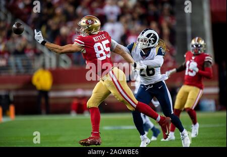 Santa Clara, CA, USA. 21 Dez, 2019. San Francisco 49ers tight end George Kittle (85) Vermisst ein Pass verteidigt durch Los Angeles Rams Defensive zurück Marqui Christian (26) während eines Spiels bei Levi's Stadion am Samstag, Dezember 21, 2019 in Santa Clara, Calif. Credit: Paul Kitagaki jr./ZUMA Draht/Alamy leben Nachrichten Stockfoto