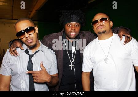 (L - R) Sänger/Schauspieler Marques Houston, Produzent Noel 'Detail' Fisher und Regisseur Chris Stokes auf Satz von Marques Houston 'Körper' Music Video am 1. Juli in Los Angeles, Kalifornien 2009. Stockfoto