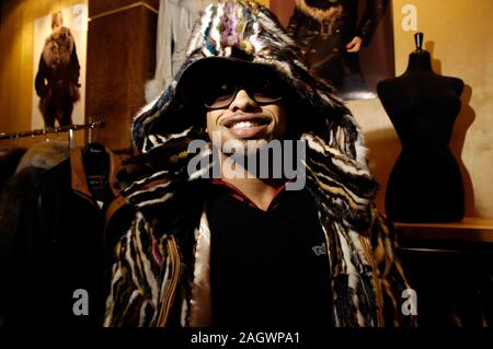 Sänger Raz B Portrait an der magic Fashion Show im Convention Center in Las Vegas, Nevada. Stockfoto