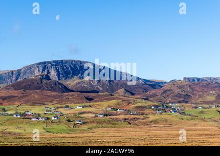 Cuillin Berge, Häuser, Isle of Skye Stockfoto