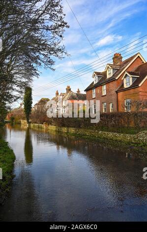 Lewes Großbritannien 22. Dezember 2019 - Überschwemmung um barcombe Mühlen in der Nähe von Lewes in East Sussex als mehr Wetter- und Hochwasserwarnungen haben über Großbritannien nach Tagen des Regens ausgestellt: Credit Simon Dack/Alamy leben Nachrichten Stockfoto