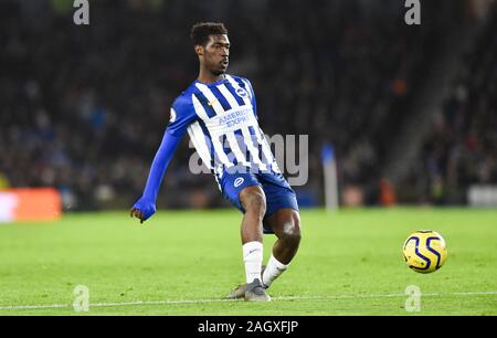 Yves Bissouma von Brighton während der Premier League Match zwischen Brighton und Hove Albion und Sheffield United an der Amex Stadion Brighton, Großbritannien - nur 21. Dezember 2019 - die redaktionelle Nutzung. Kein Merchandising. Für Fußball Bilder FA und Premier League Einschränkungen Inc. kein Internet/Mobile Nutzung ohne fapl Lizenz - für Details Kontakt Fußball Dataco Stockfoto
