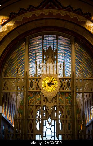 The Guardian Building, einem historischen Art Deco Wahrzeichen Wolkenkratzer mit einem bunten Fliesen- Lobby, Detroit, Michigan, USA Stockfoto