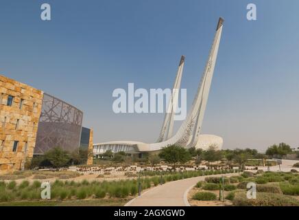 Die futuristische Moschee in der Golfregion, die Erziehung und Bildung Stadt Moschee ist ein unverwechselbares Wahrzeichen in Doha Stockfoto