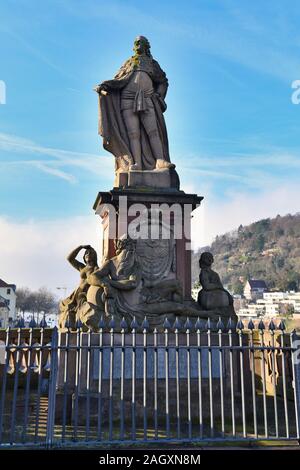 Heidelberg, Deutschland, Brücke Skulpturen des Kurfürsten Carl Theodor an Karl Theodor Brücke, auch bekannt als die Alte Brücke, genannt 'Alte Brücke' Stockfoto