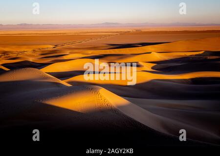 Varzaneh Wüste bei Sonnenuntergang Stockfoto