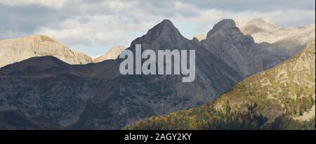 Herbst im Tal von Ossau Stockfoto