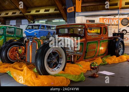 Riga, Lettland - 12 April 2019: Exklusives tuning Hot Rod Car Ford Psycho Express durch das finnische Unternehmen Wärme Garage - Bild Stockfoto