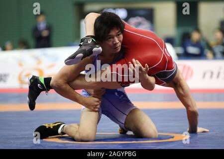 Komazawa Gymnasium, Tokio, Japan. 22 Dez, 2019. Rei Higuchi, 22. Dezember 2019 - Wrestling: All Japan Wrestling's Meisterschaft Männer 57 kg Freistil Finale bei Komazawa Gymnasium, Tokio, Japan. Credit: YUTAKA/LBA SPORT/Alamy leben Nachrichten Stockfoto