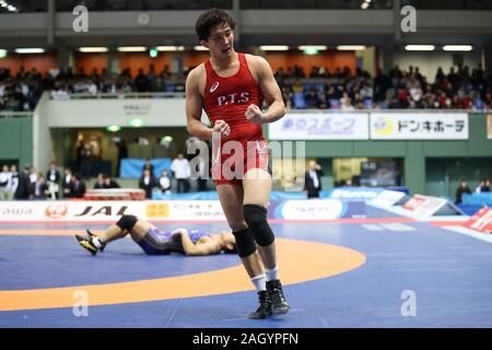 Komazawa Gymnasium, Tokio, Japan. 22 Dez, 2019. Keisuke Otoguro, 22. Dezember 2019 - Wrestling: All Japan Wrestling's Meisterschaft Männer 74 kg Freistil Finale bei Komazawa Gymnasium, Tokio, Japan. Credit: YUTAKA/LBA SPORT/Alamy leben Nachrichten Stockfoto