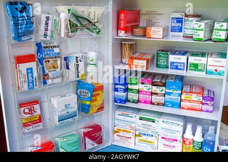 Hollywood Florida, South Florida Safety Expo, US-Arbeitsministerium, al Safety & Health Administration, Aussteller, erste-Hilfe-Produkte, Kit, Box, FL100515208 Stockfoto