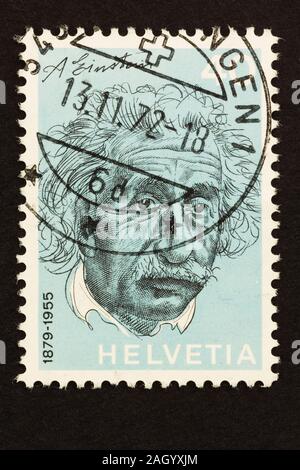 Gedenkmünzen 40 Rappen Schweizer Briefmarke von Albert Einstein von der berühmten Menschen Serie ausgestellt wurde, und 1972 abgestempelt wurden. Stockfoto