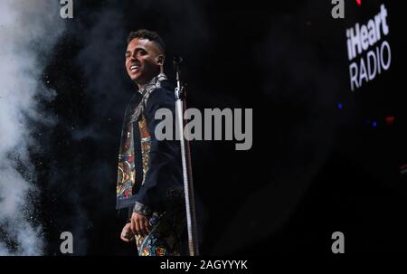 Sonnenaufgang in den Vereinigten Staaten. 22 Dez, 2019. Ozuna führt an der Y 100 IHeartRadio Jingle Ball 2019 Konzert im BB&T Center in Sunrise, Florida, auf Sonntag, 22. Dezember 2019. Foto von Gary ich Rothstein/UPI Quelle: UPI/Alamy leben Nachrichten Stockfoto