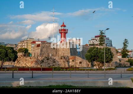 Der Leuchtturm im Fort von Santa Catarina, Figueira da Foz, Portugal Stockfoto