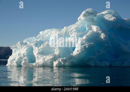 Eisberge in der Nähe von Narsaq, Südwesten, Grönland Stockfoto