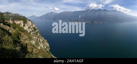 Tremosine, Italien: Blick vom Balkon auf den Thrill Stockfoto