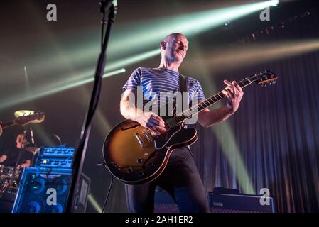 Manchester, Großbritannien. Dezember 2019 21. Rick Witter, Paul Banks, Tom Gladwin, Joe Johnson und Alan Leach der Band Shed Seven am Manchester O2 Victoria Warehouse auf ihrer jährlichen Shedcember UK Tour, Manchester 2019-12-21. Credit: Gary Mather/Alamy leben Nachrichten Stockfoto