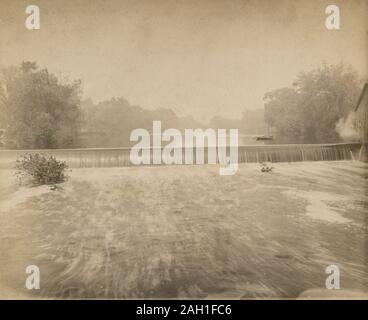 Antike c 1890 Foto, "Passaic River View." Den Passaic River ist ein Fluss im nördlichen New Jersey in den Vereinigten Staaten. Quelle: original Foto Stockfoto