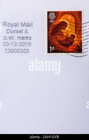 1. Klasse Weihnachtsmarke auf Umschlag mit Royal Mail Dorset & S.W. Hants frankiert - erste Klasse Briefmarke Stockfoto