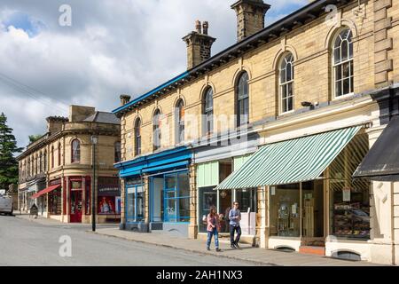 Victoria Road, Saltaire Weltkulturerbe Dorf, Shipley, Stadt von Bradley, West Yorkshire, England, Großbritannien Stockfoto