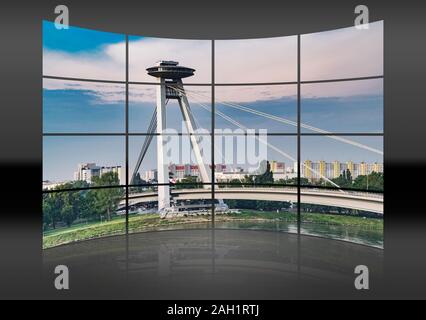 Die Brücke von der Slowakischen Nationalen Aufstandes, SNP-Brücke ist eine Brücke über die Donau in Bratislava, Slowakei, Europa Stockfoto
