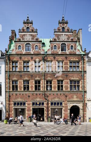 Royal Copenhagen Flagship Store (Gebäude aus dem Jahr 1616), Amagertorv in Kopenhagen, Dänemark. Stockfoto