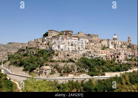 Italien Sizilien Ragusa, 03. Juli 2007: Überblick über Ragusa und der Kathedrale von San Giorgio Stockfoto