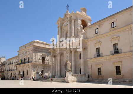 Italien Sizilien Syrakus, 03. Juli 2007: Die Kathedrale von der Geburt der Heiligen Jungfrau Maria auf der Insel von Ortigia, in Syrakus Stockfoto