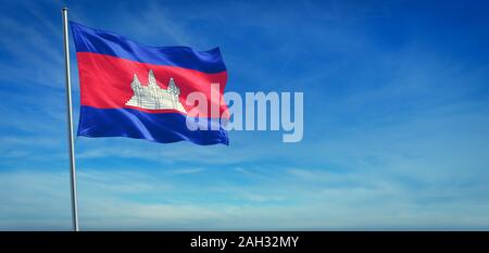 Die Nationalflagge von Kambodscha in den Wind vor einem klaren blauen Himmel Stockfoto