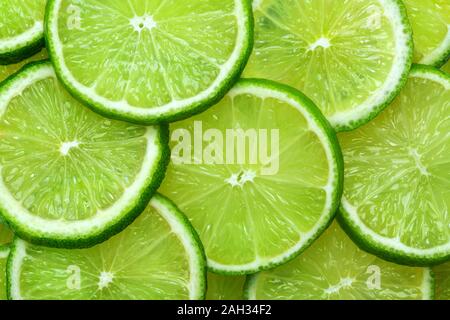 Close-up saftige Kalk Schichten Abstract background in Pastellgrün Farbe. Helle Sommer Textur. Stockfoto