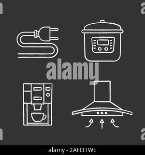 Haushaltsgeräte chalk Symbole gesetzt. Netzstecker, multicooker, Kaffeemaschine, Dunstabzugshaube. Isolierte vektor Tafel Abbildungen Stock Vektor